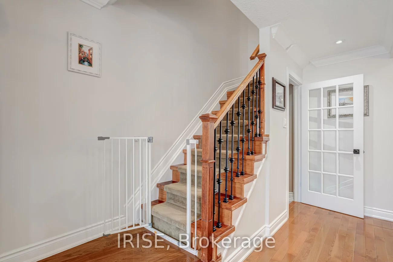 6699, Falconer, Streetsville, Mississauga