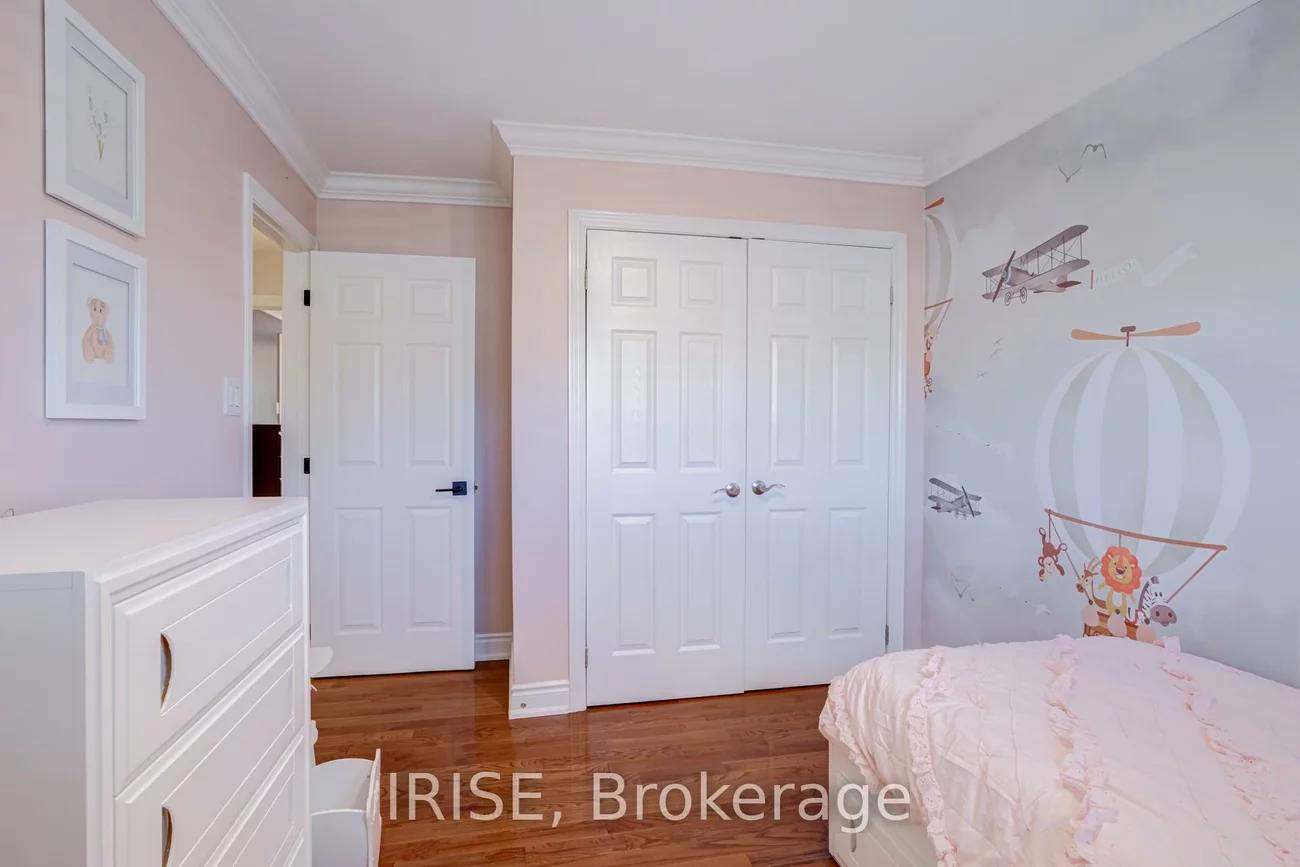6699, Falconer, Streetsville, Mississauga