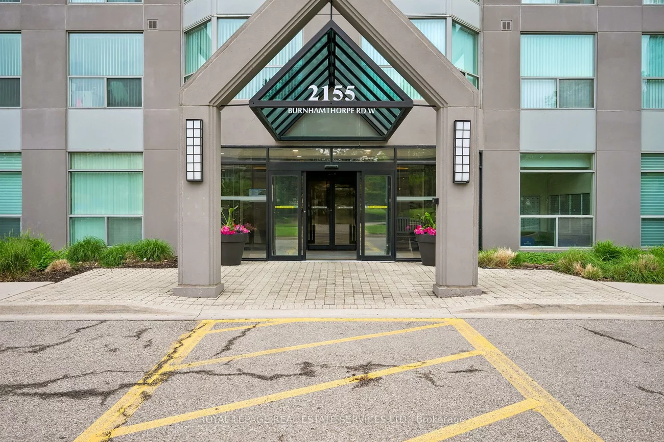 2155, Burnhamthorpe, Erin Mills, Mississauga