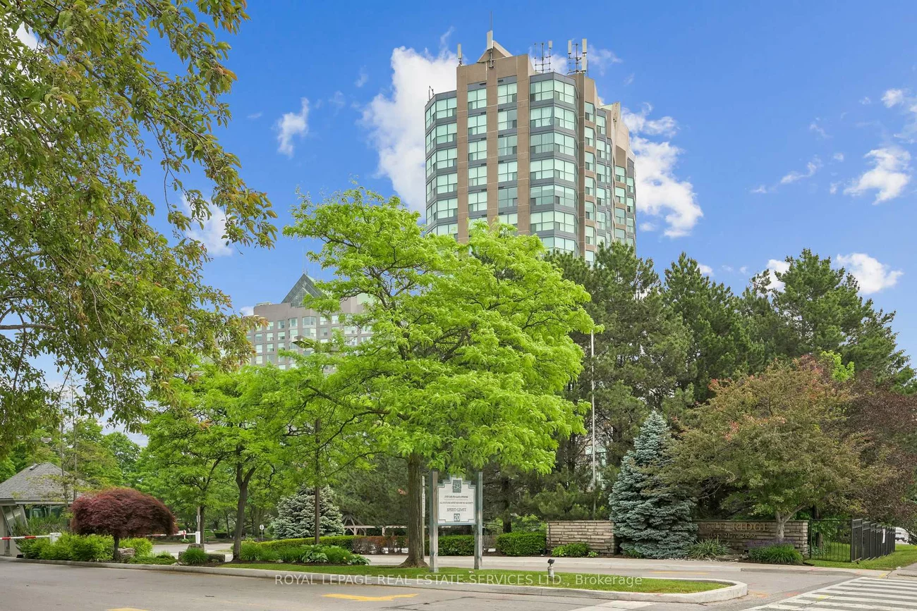 2155, Burnhamthorpe, Erin Mills, Mississauga