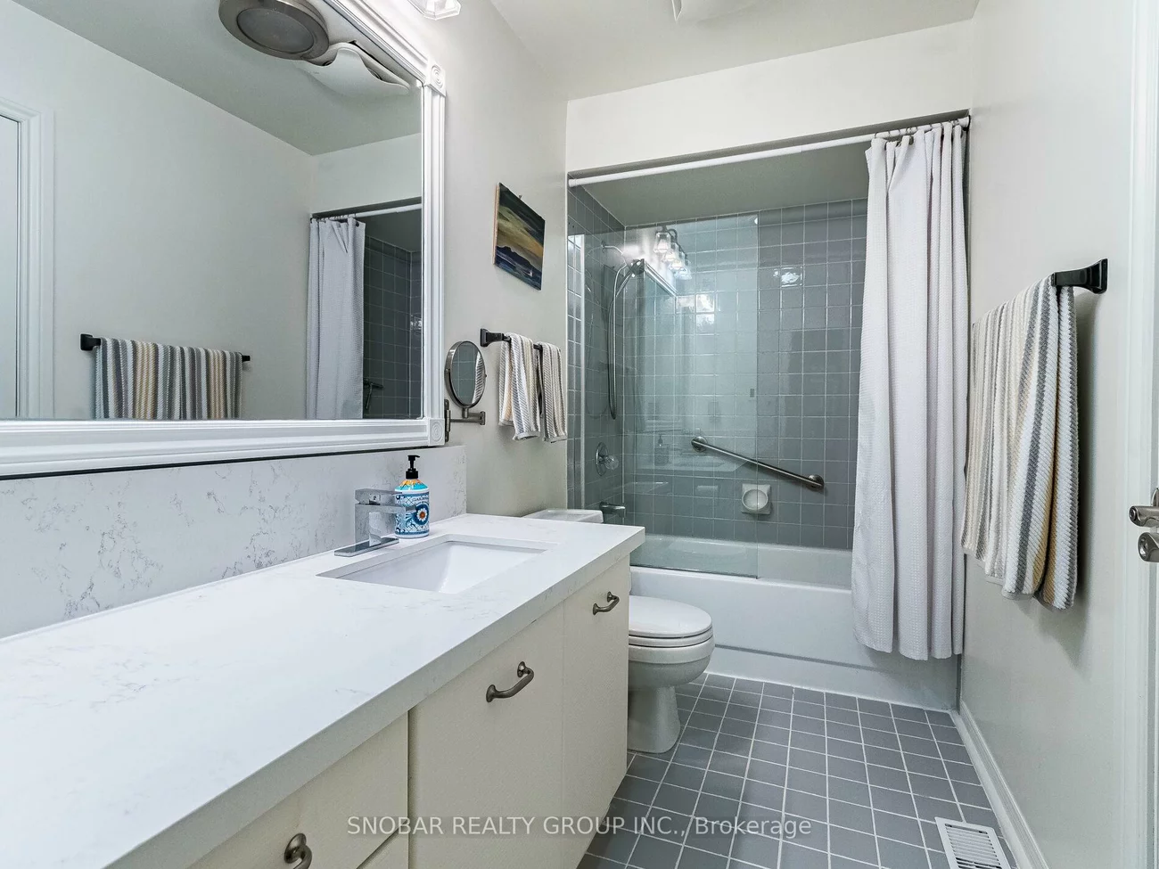 1100, Queen, Lorne Park, Mississauga