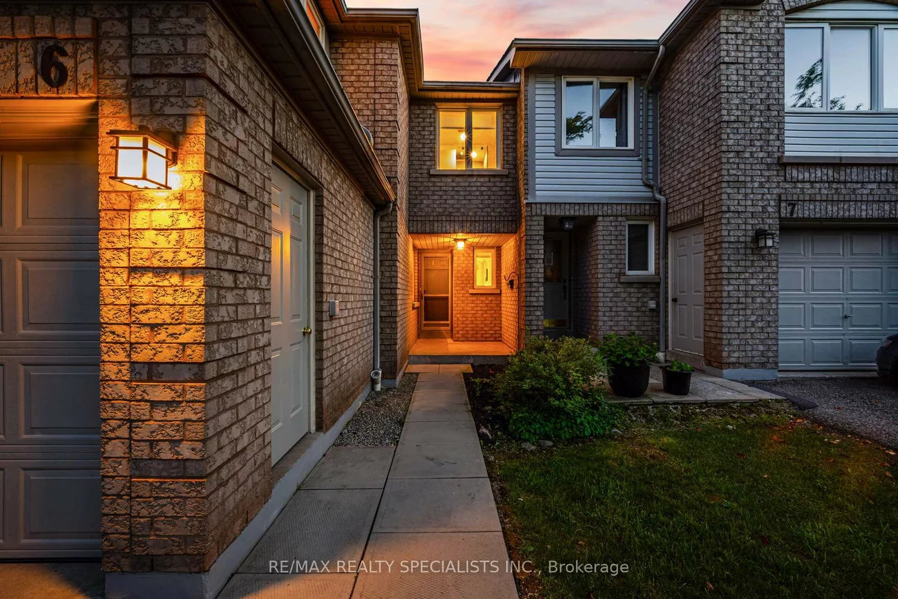 2555, Thomas, Central Erin Mills, Mississauga