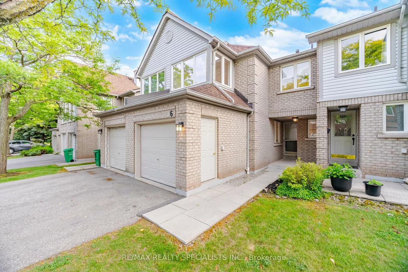 2555, Thomas, Central Erin Mills, Mississauga