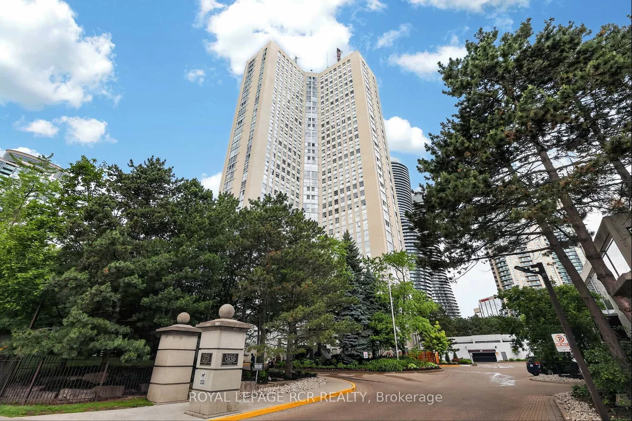3650, Kaneff, Mississauga Valleys, Mississauga