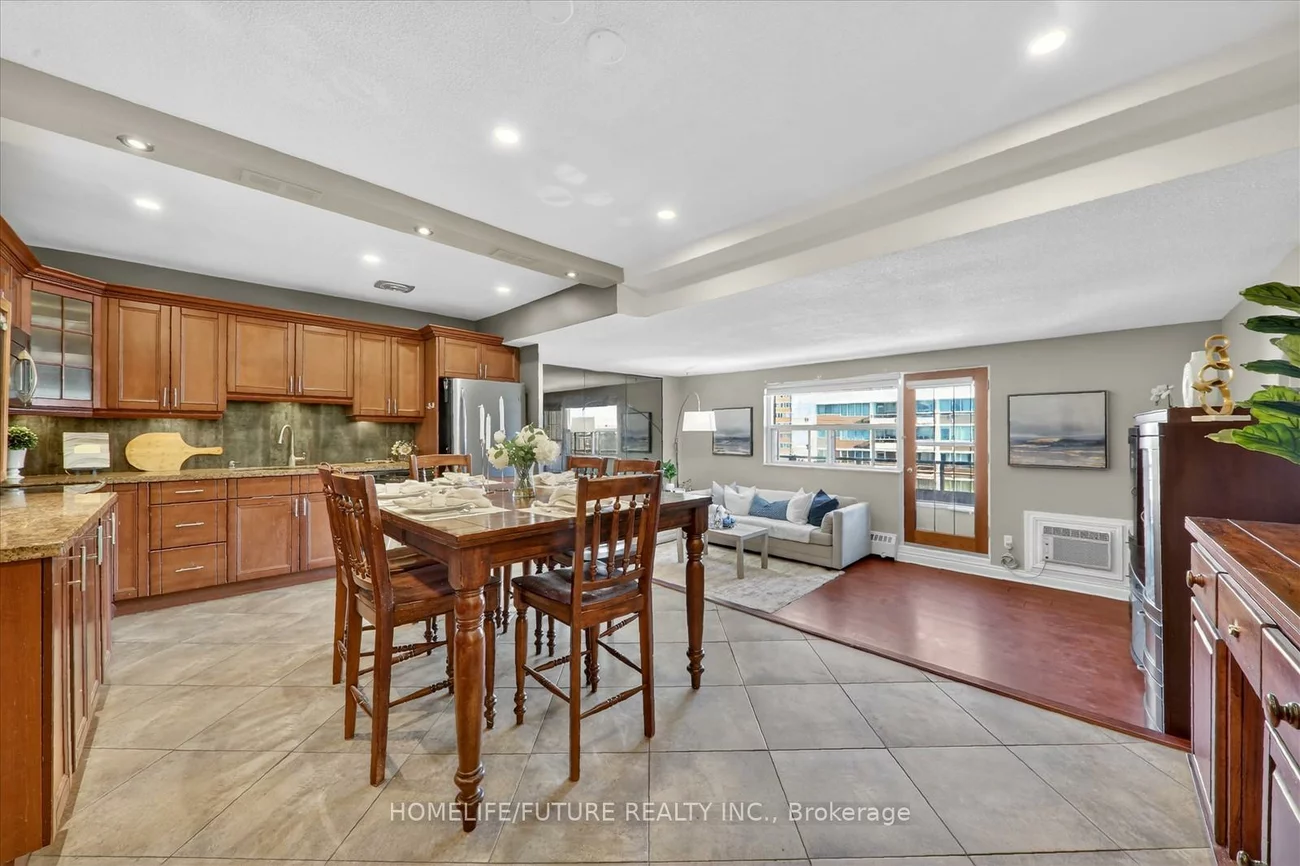 15, Elizabeth, Port Credit, Mississauga