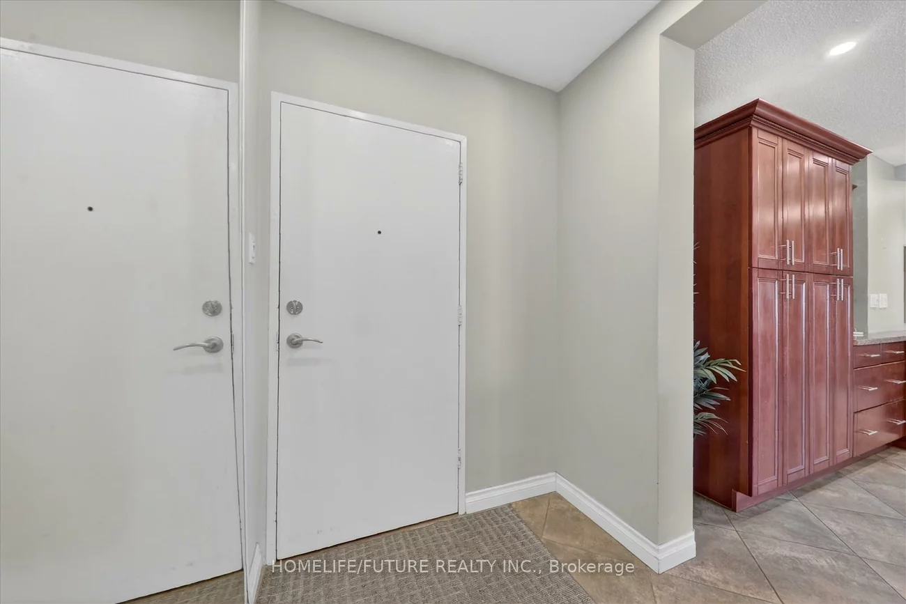 15, Elizabeth, Port Credit, Mississauga