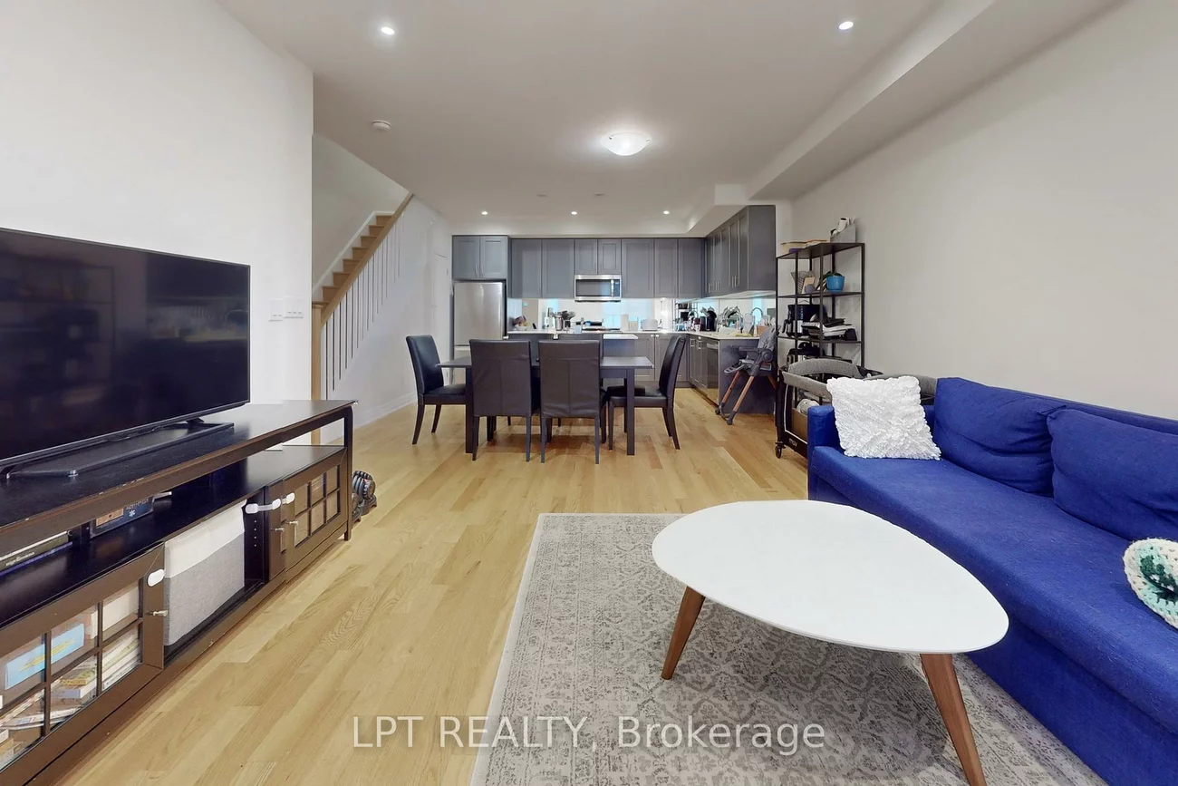 1180, Cawthra, Mineola, Mississauga