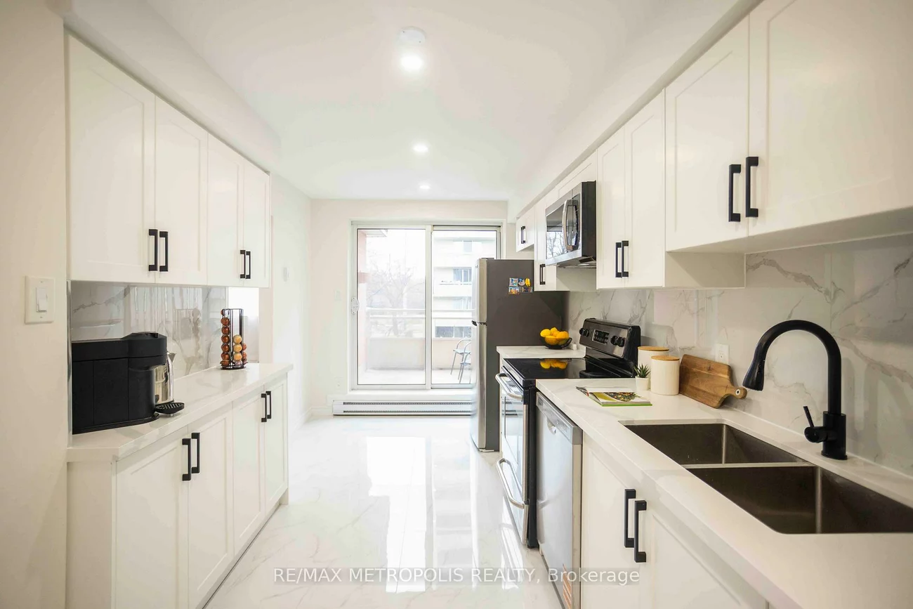 2170, Bromsgrove, Clarkson, Mississauga