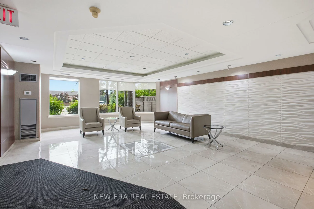 135, Hillcrest, Cooksville, Mississauga
