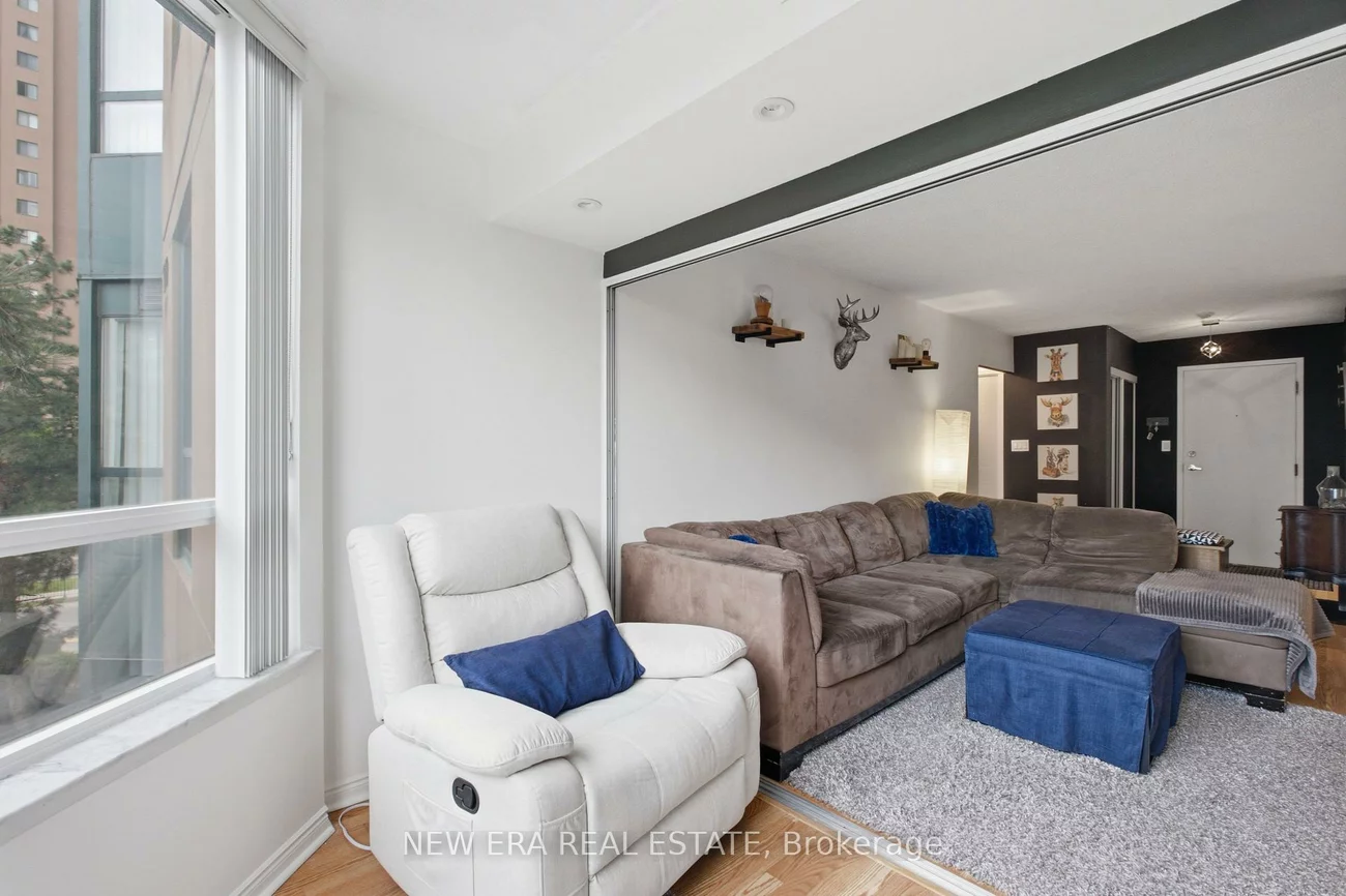 135, Hillcrest, Cooksville, Mississauga