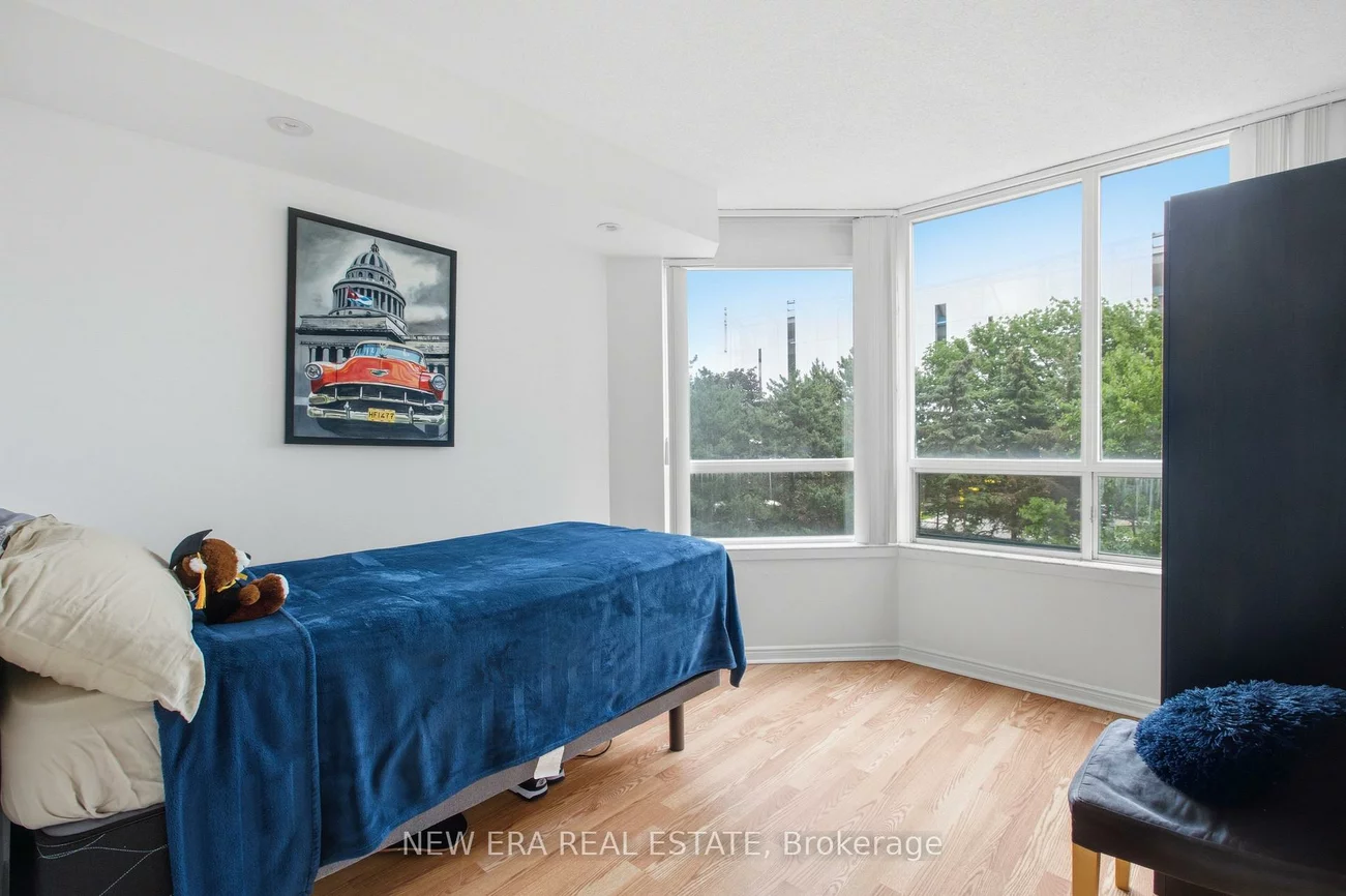 135, Hillcrest, Cooksville, Mississauga