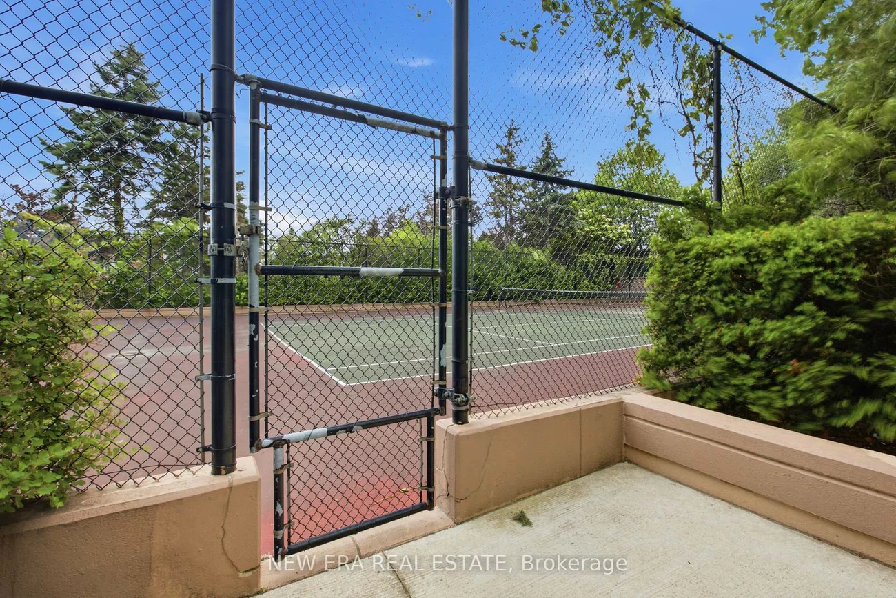 135, Hillcrest, Cooksville, Mississauga
