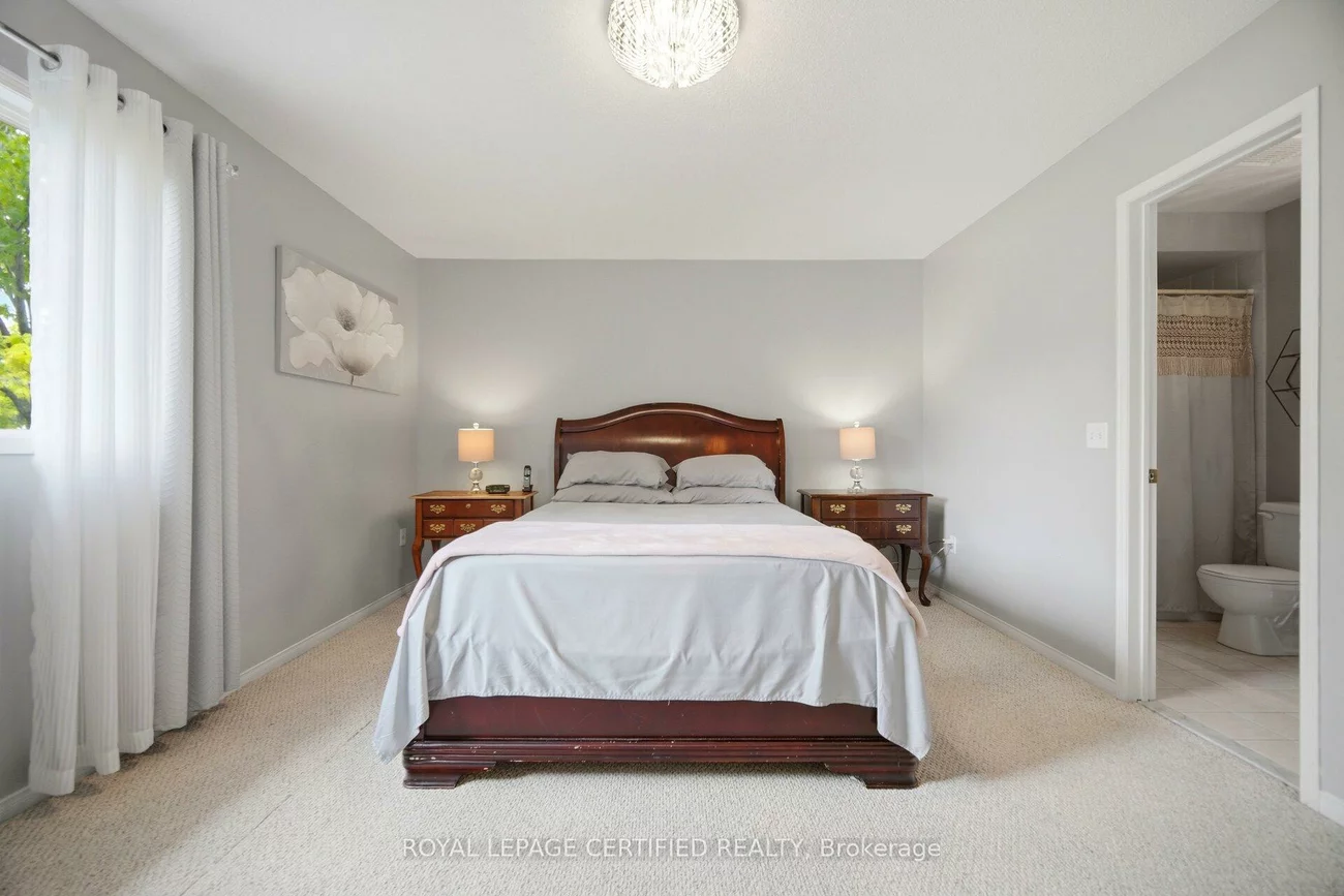 5030, Heatherleigh, East Credit, Mississauga