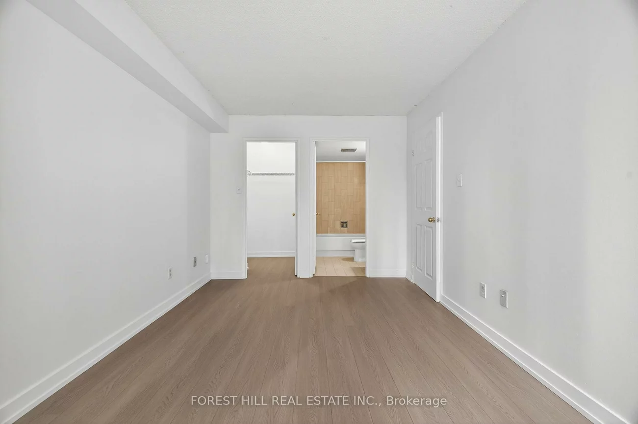 285, Enfield, City Centre, Mississauga