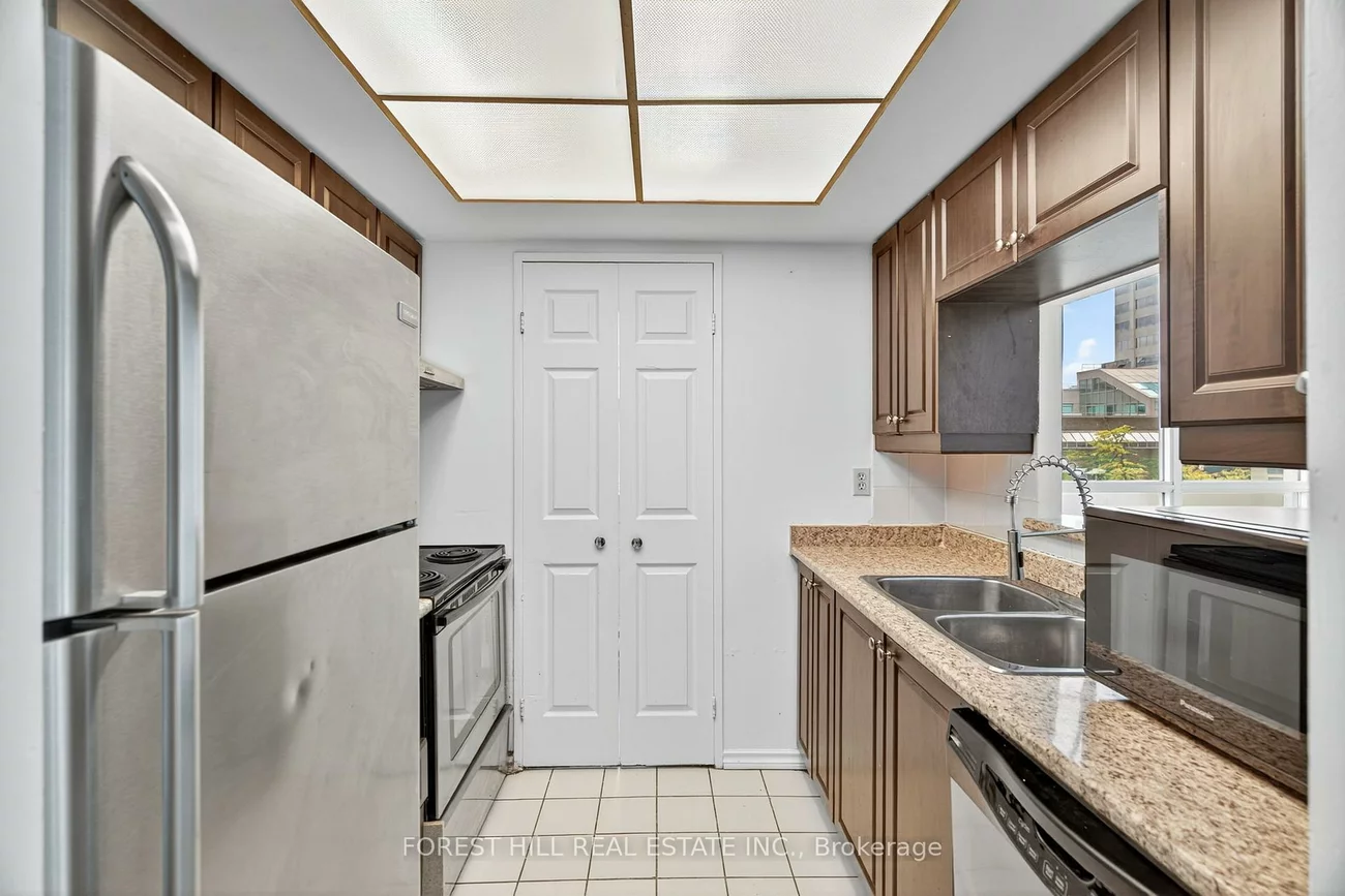 285, Enfield, City Centre, Mississauga