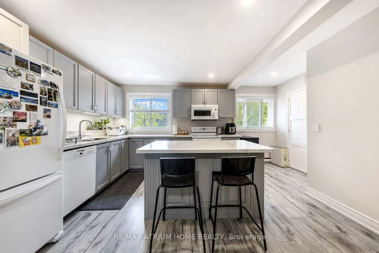 2145, Sherobee, Cooksville, Mississauga