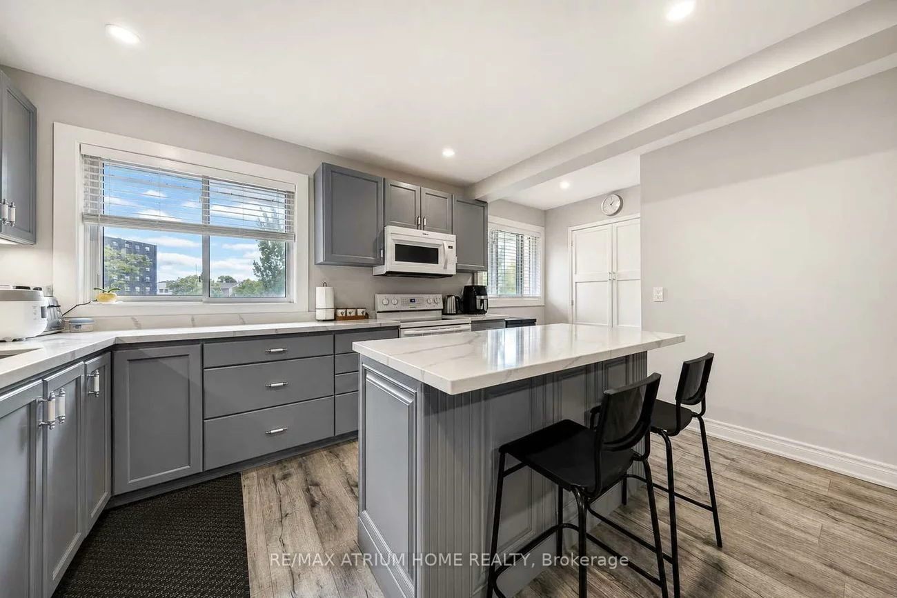 2145, Sherobee, Cooksville, Mississauga