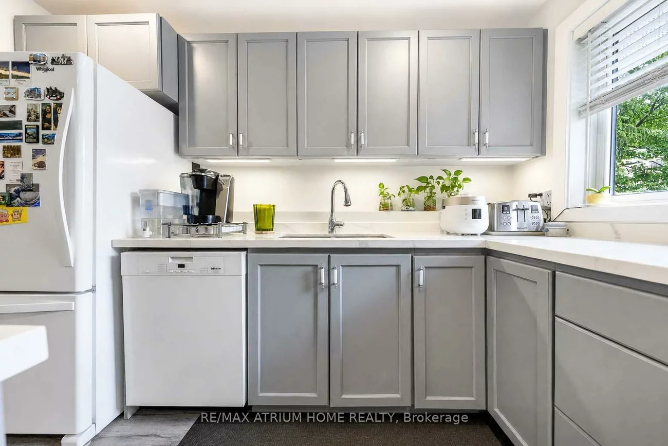 2145, Sherobee, Cooksville, Mississauga