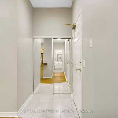 350, Princess Royal, City Centre, Mississauga