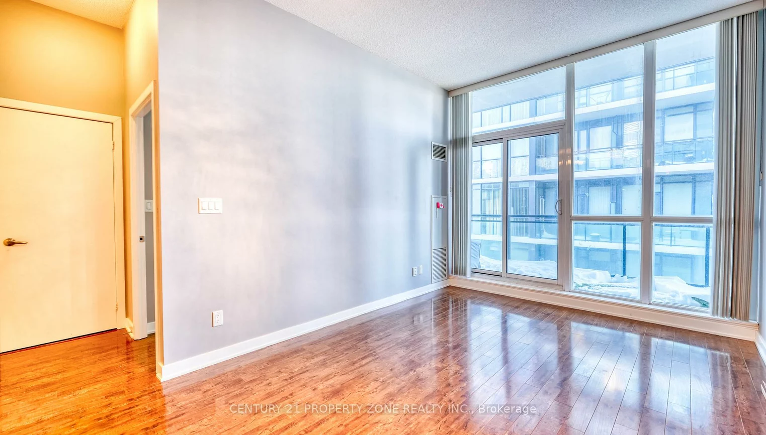 4070, Confederation, City Centre, Mississauga