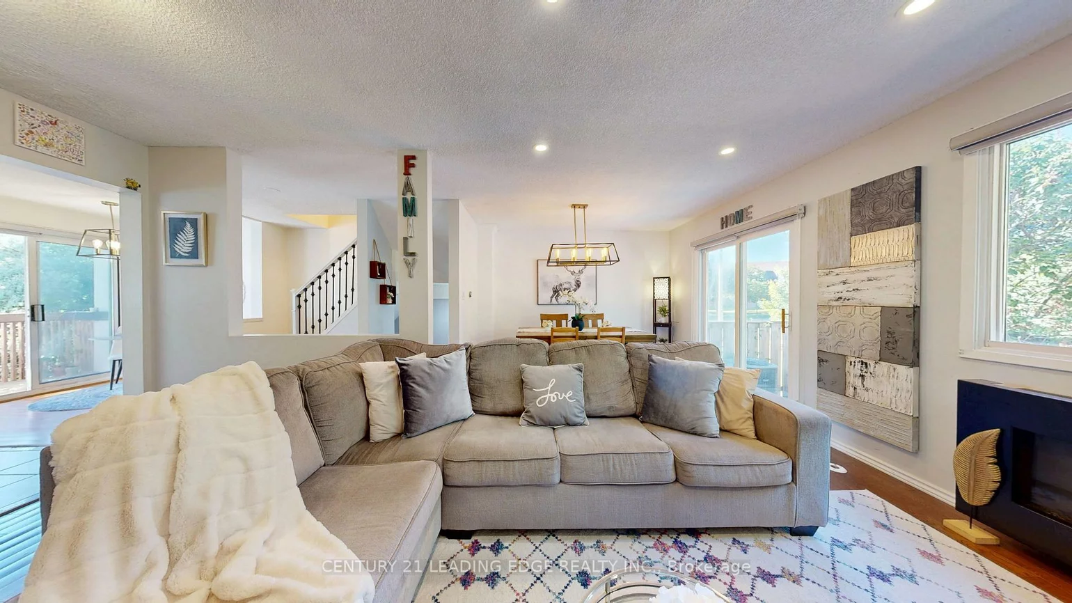 2651, Aquitaine, Meadowvale, Mississauga