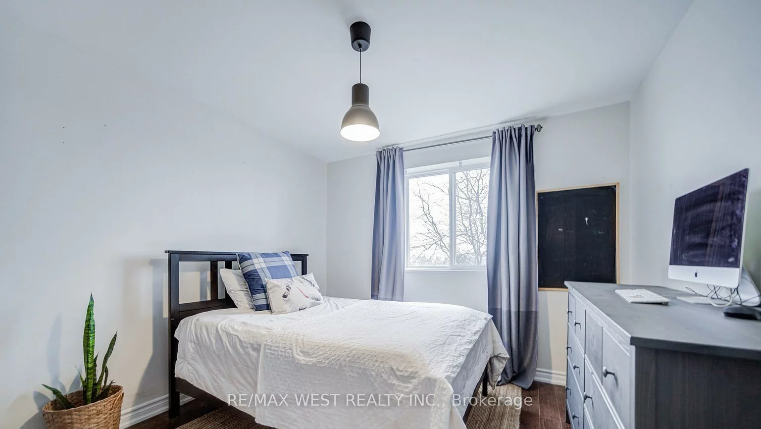 3025, The Credit Woodlands, Erindale, Mississauga