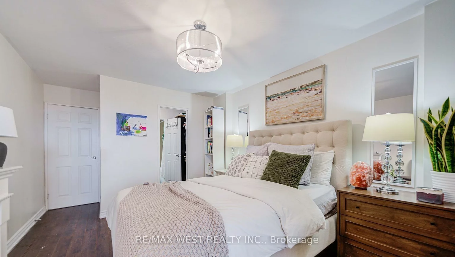 3025, The Credit Woodlands, Erindale, Mississauga