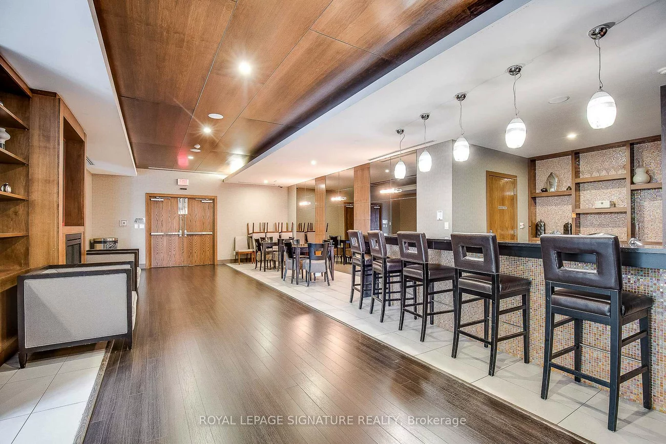 4070, Confederation, City Centre, Mississauga