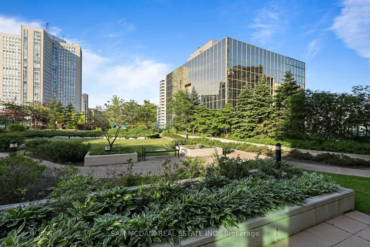 208, Enfield, City Centre, Mississauga