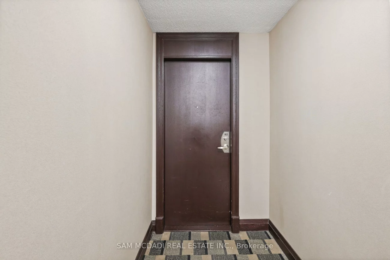 208, Enfield, City Centre, Mississauga