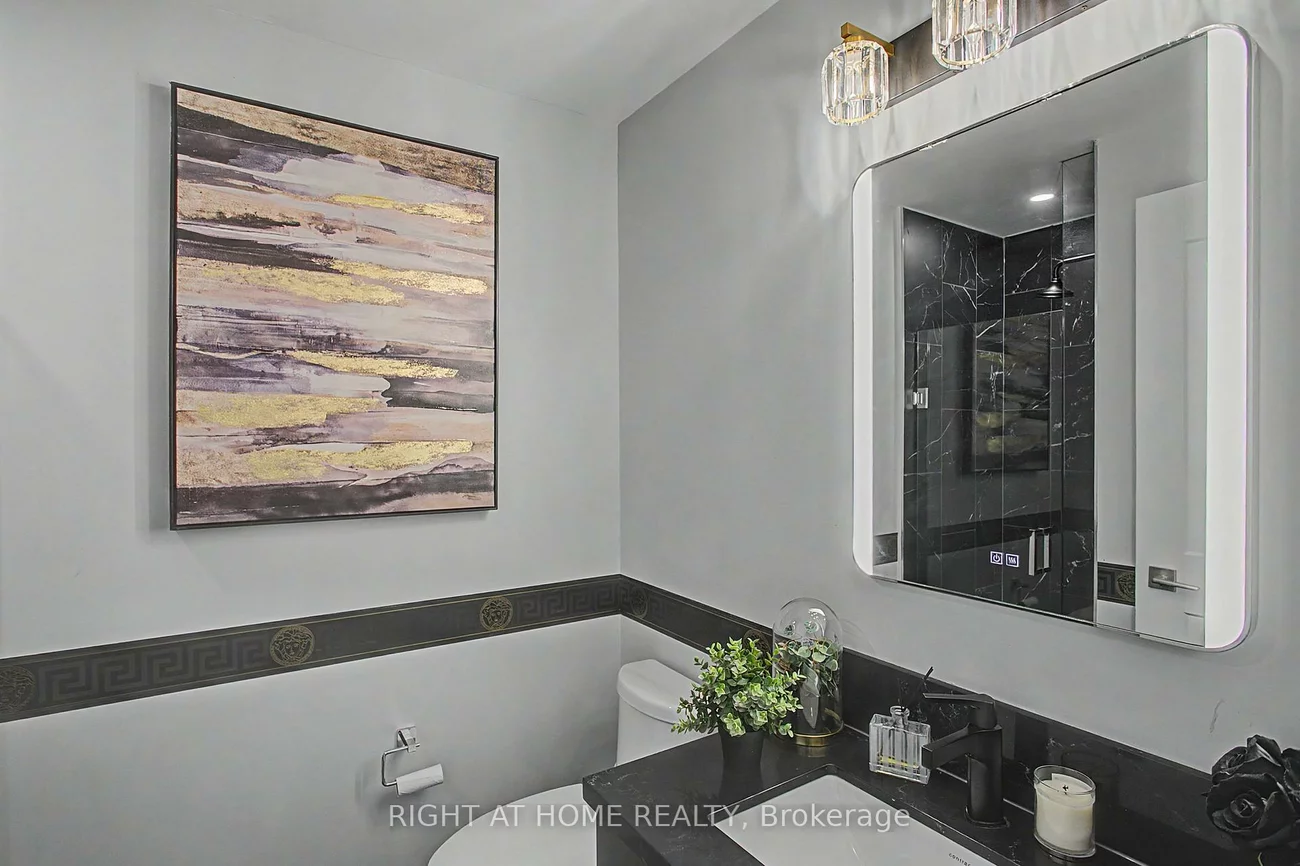 36, Elm, Fairview, Mississauga