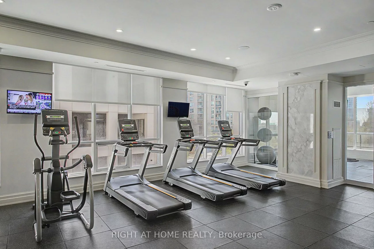36, Elm, Fairview, Mississauga