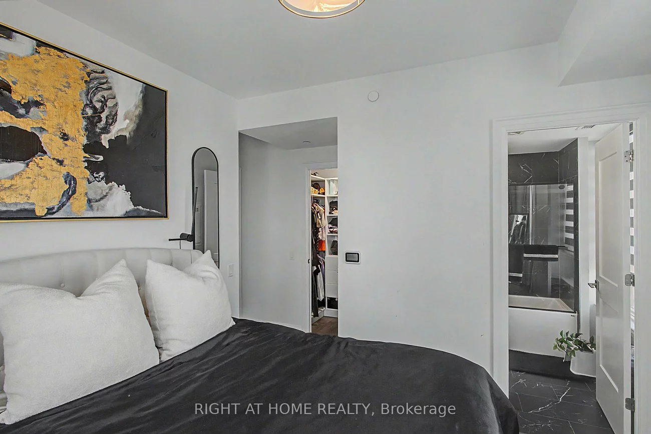 36, Elm, Fairview, Mississauga