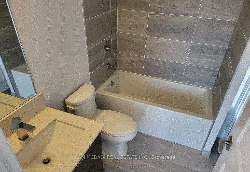 30, Elm, Fairview, Mississauga