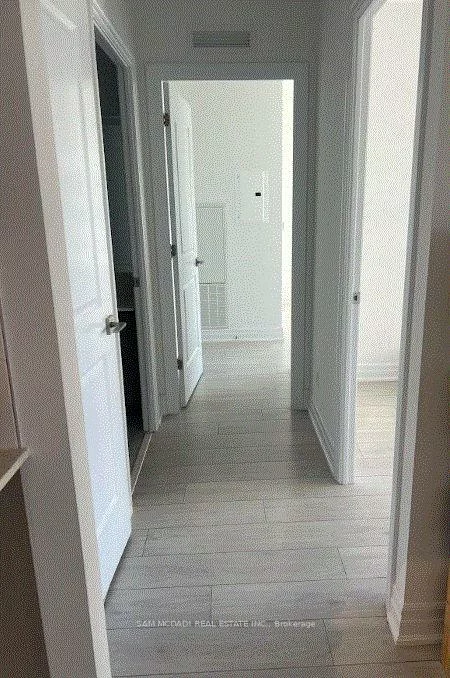 30, Elm, Fairview, Mississauga