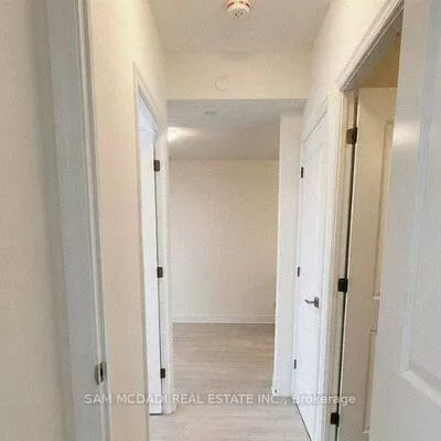 30, Elm, Fairview, Mississauga