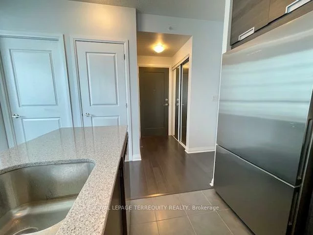 5033, Four Springs, Hurontario, Mississauga