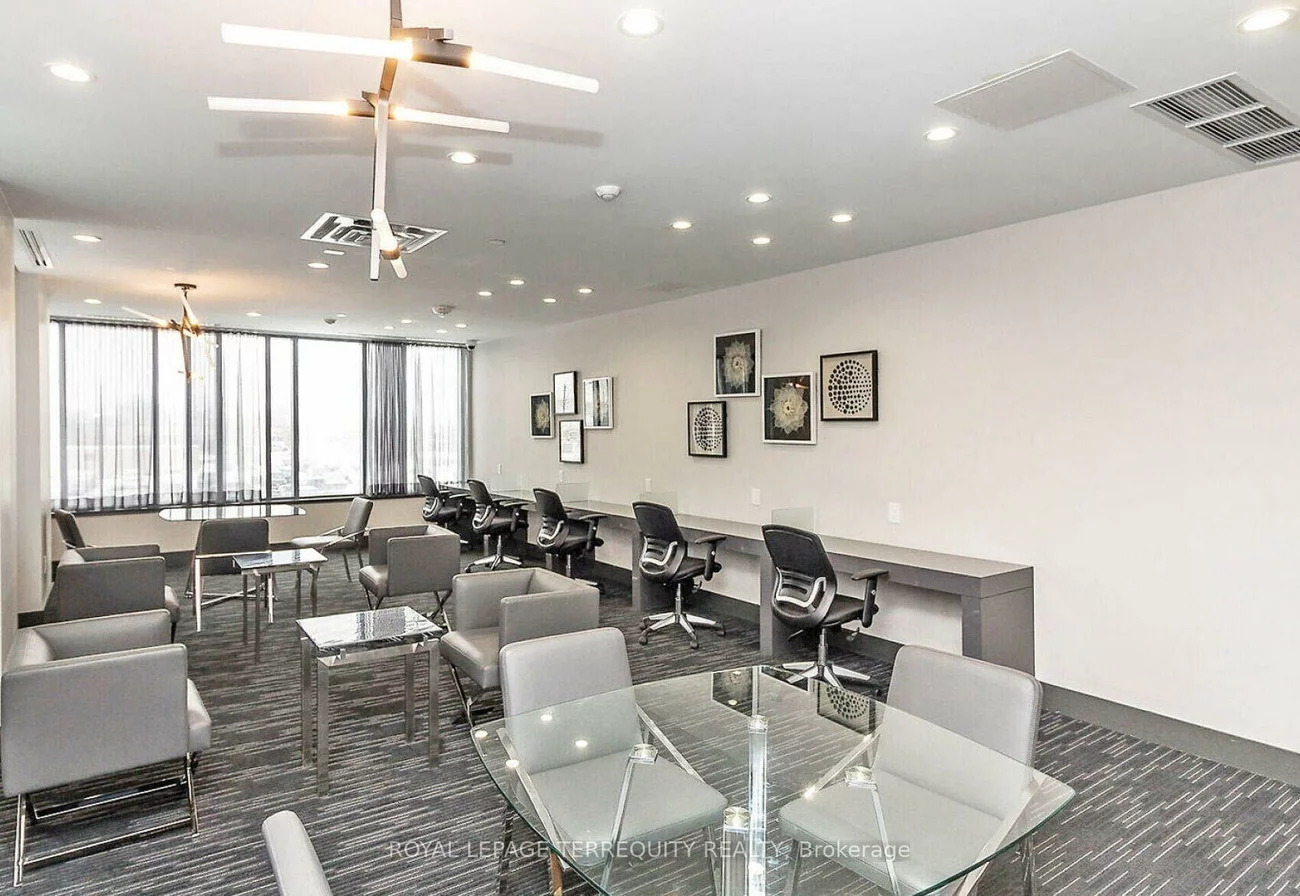 5033, Four Springs, Hurontario, Mississauga