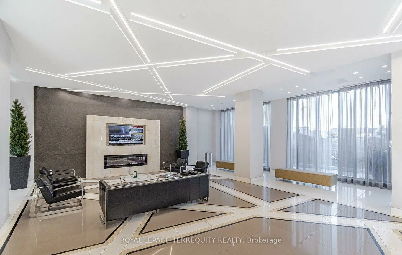 5033, Four Springs, Hurontario, Mississauga