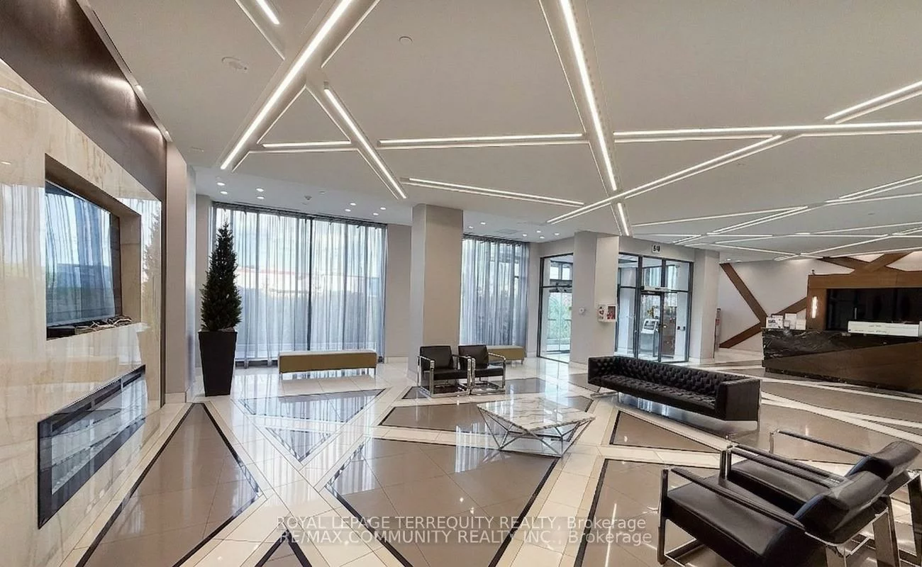 5033, Four Springs, Hurontario, Mississauga