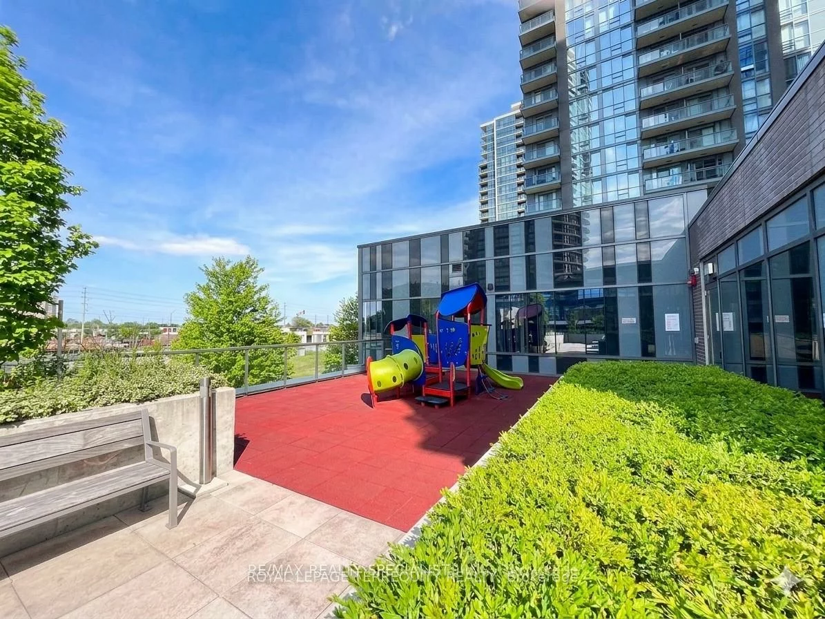 5033, Four Springs, Hurontario, Mississauga