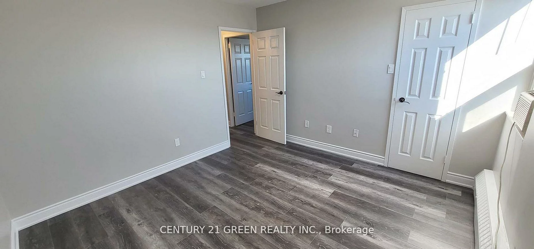 3065, Queen Frederica, Applewood, Mississauga