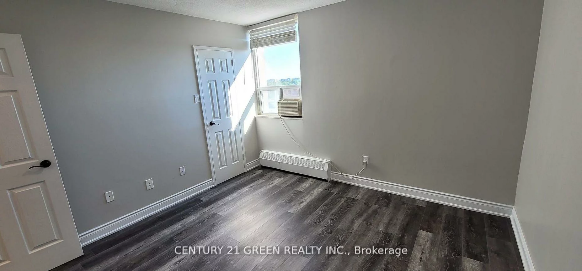 3065, Queen Frederica, Applewood, Mississauga