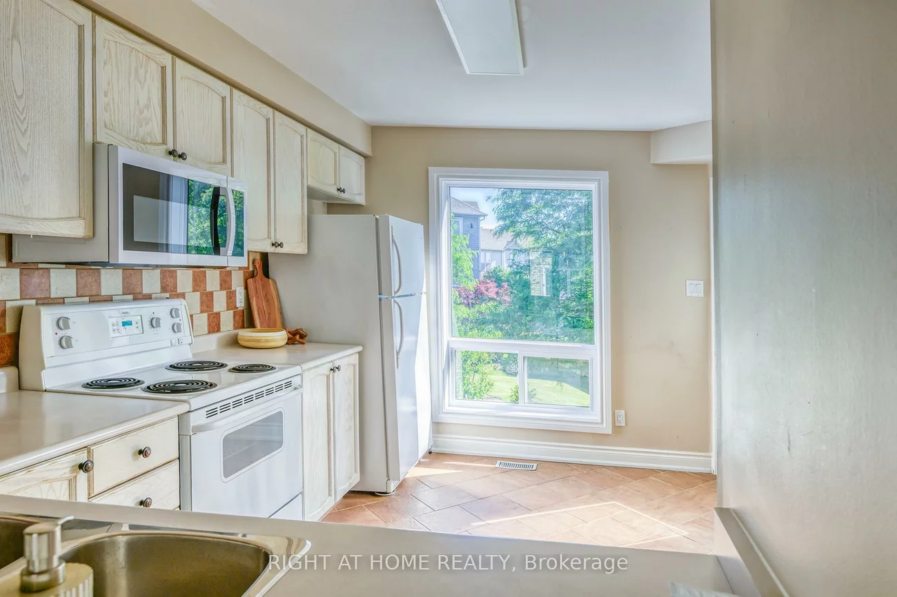 7101, Branigan, Meadowvale Village, Mississauga