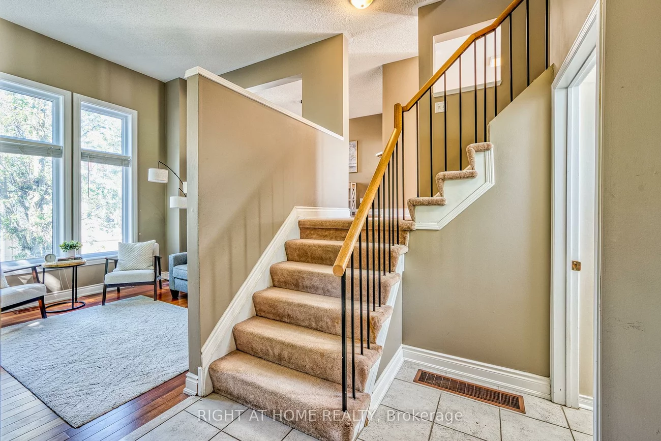 7101, Branigan, Meadowvale Village, Mississauga