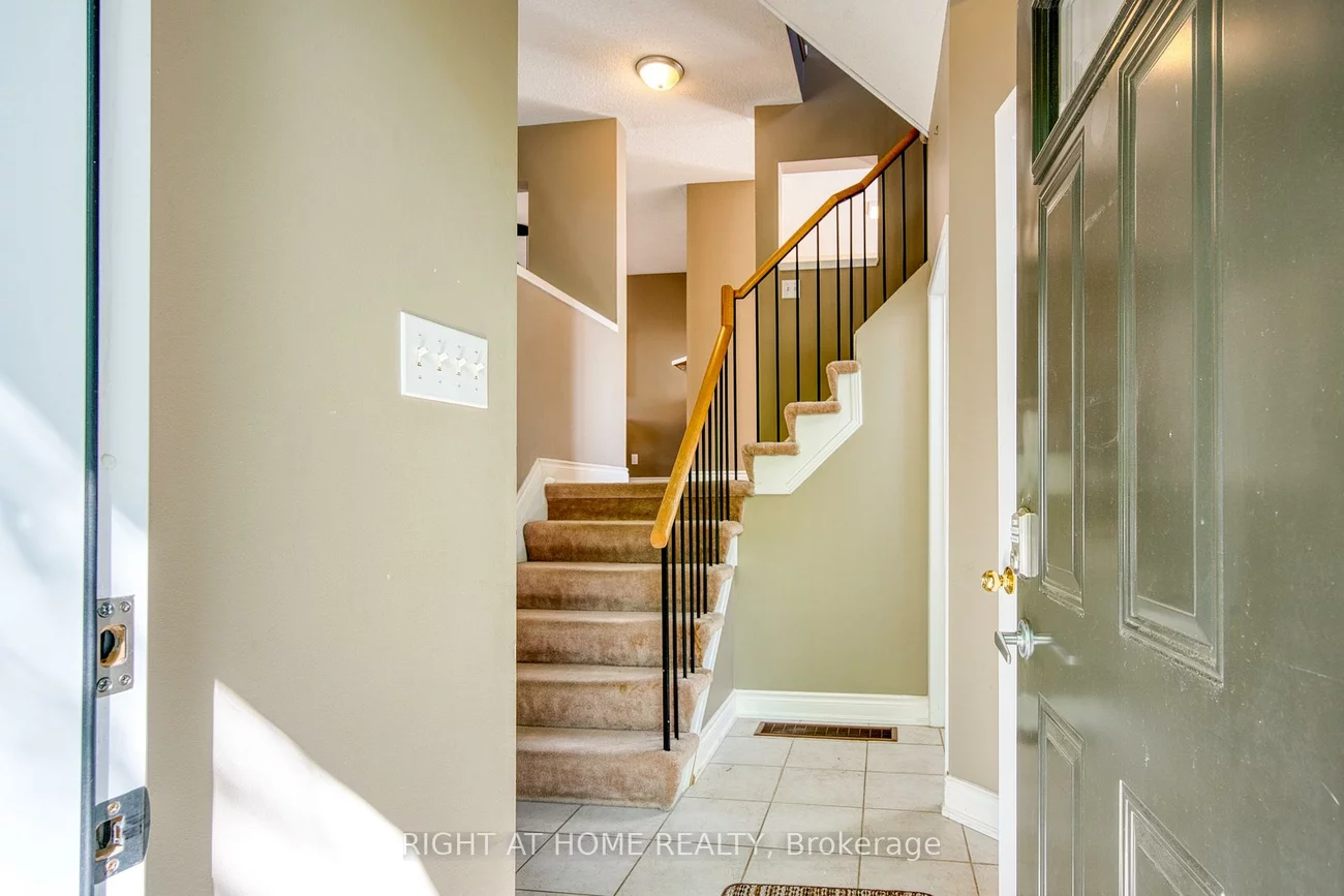7101, Branigan, Meadowvale Village, Mississauga