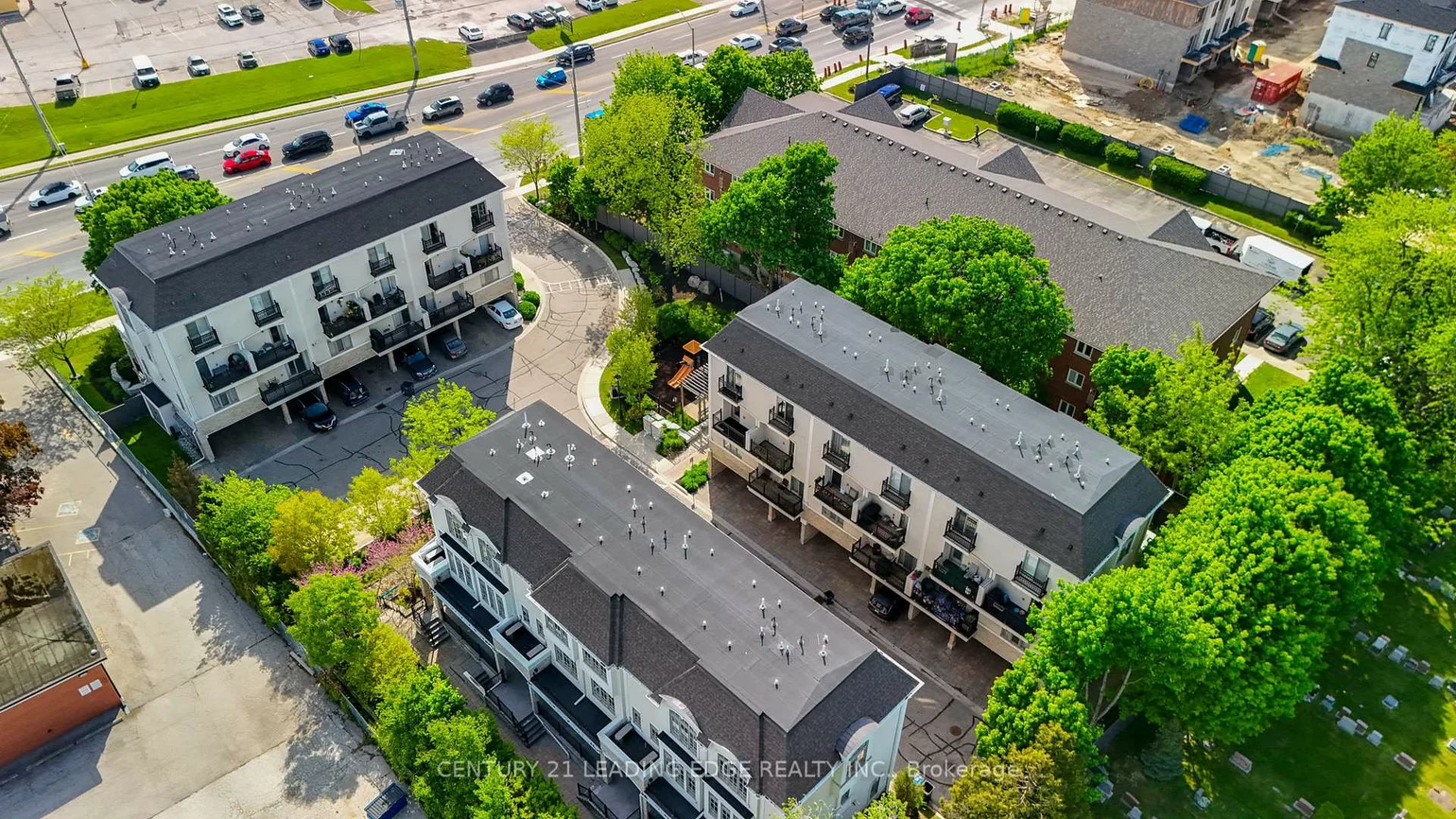 3077, Cawthra, Applewood, Mississauga