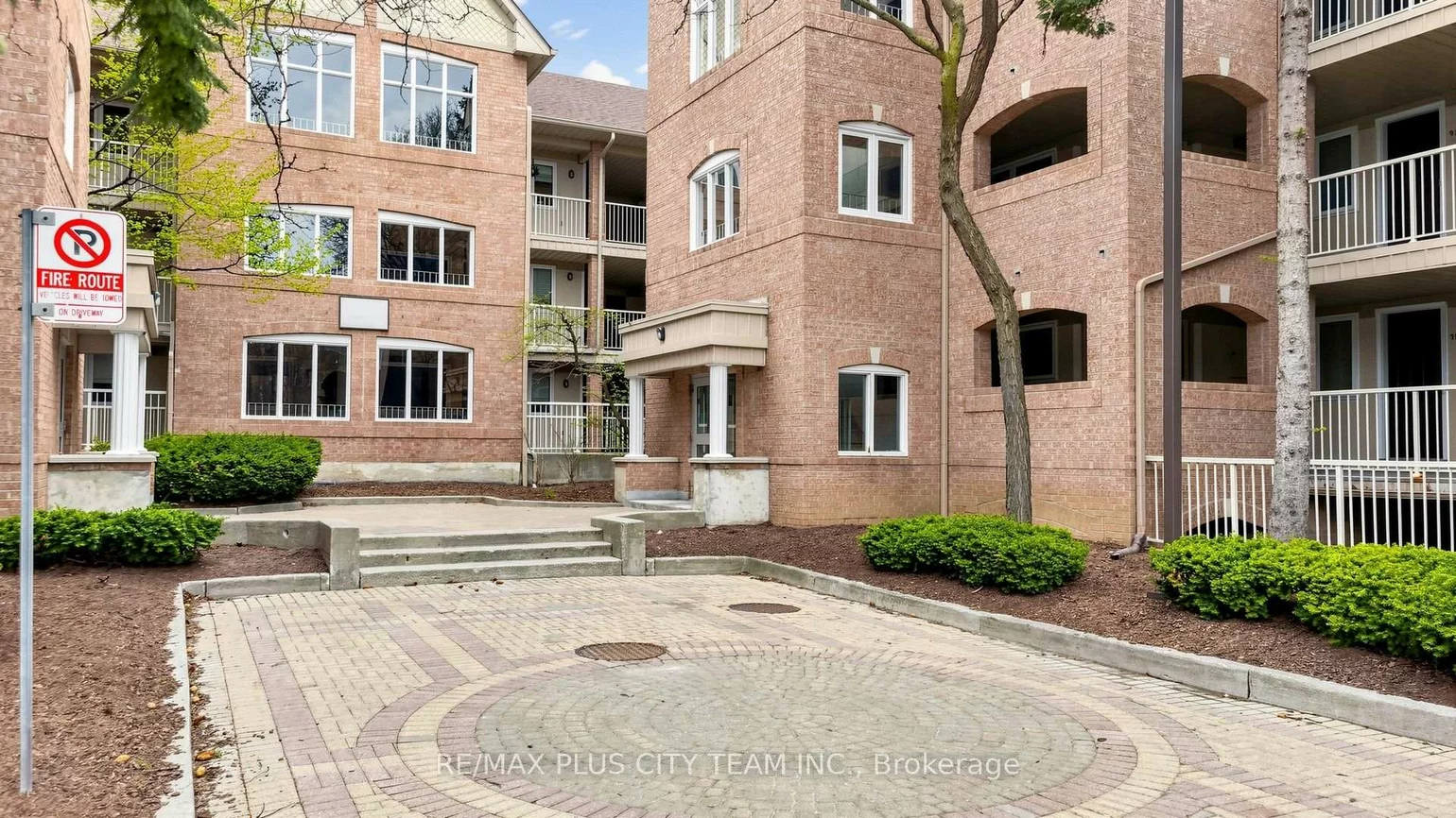 55, Bristol, Hurontario, Mississauga