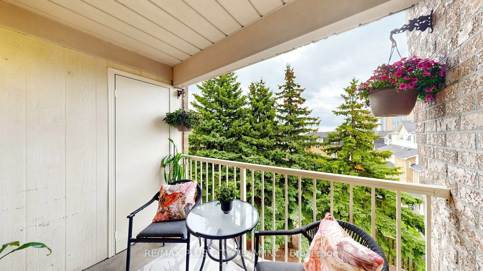 55, Bristol, Hurontario, Mississauga