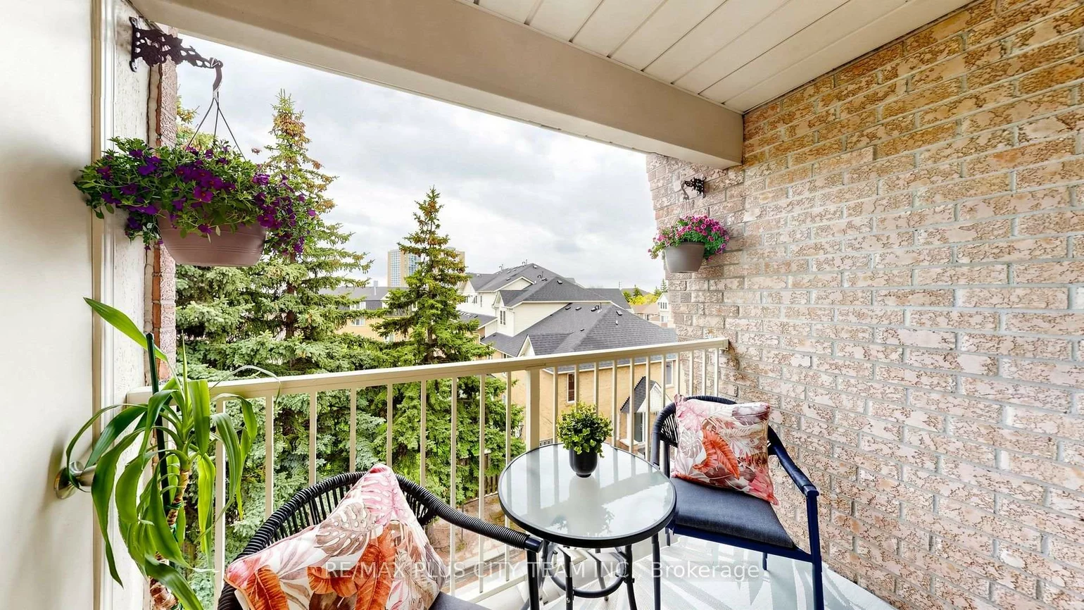55, Bristol, Hurontario, Mississauga